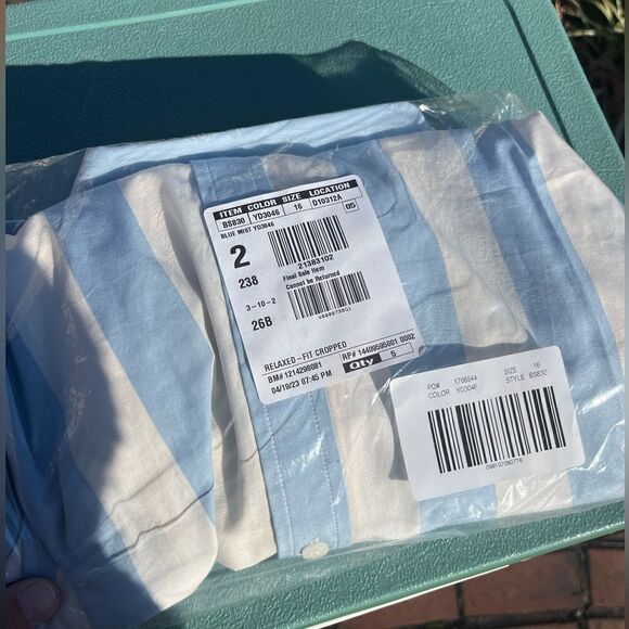 J Crew Relaxed Fit Cropped Shirt in Barlow Stripe NWT - Picture 5 of 5